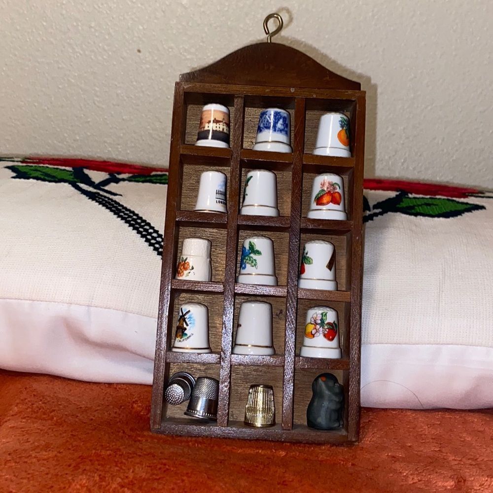 Antique Thimbles Collection With Display Wood Rack Lot 16p Metal & Porcelain